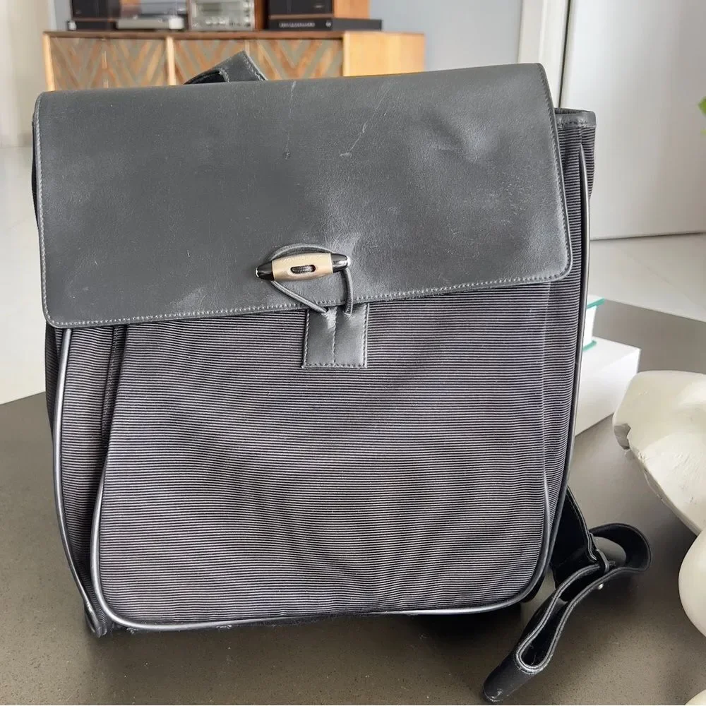 MONTBLANC Authentic Meisterstuck Black Fabric & Leather Messenger Cross Bag
